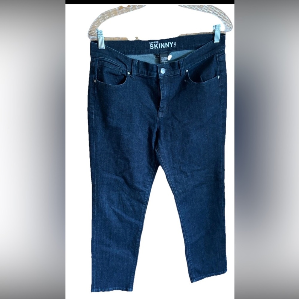 New York & Company Low Rise Skinny Leg Dark Wash Jeans Women's Size 8